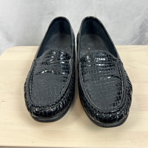 SAS - Simplify Black Leather Slip On Loafers Size 9 - Picture 2 of 5